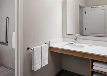 Residence Inn by Marriott Mississauga - Airport Corporate Centre West hotel thumbnail 5