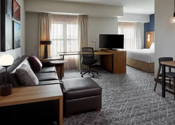 Residence Inn by Marriott Mississauga - Airport Corporate Centre West hotel thumbnail 7