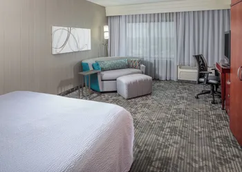 Courtyard by Marriott Houston Medical Center/NRG Park hotel thumbnail 7