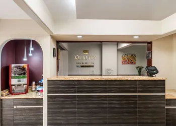 Quality Inn & Suites Capitola By the Sea hotel thumbnail 3