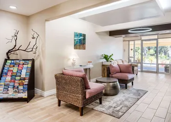 Quality Inn & Suites Capitola By the Sea hotel thumbnail 4