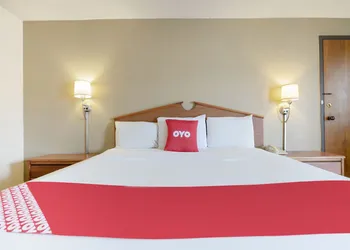 OYO Hotel Tulsa International Airport hotel thumbnail 4