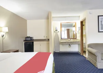 OYO Hotel Tulsa International Airport hotel thumbnail 6