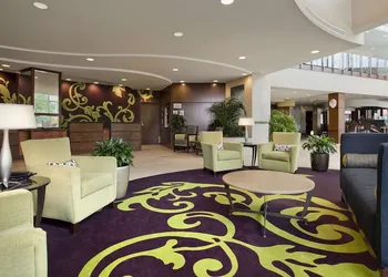 Embassy Suites Buffalo hotel thumbnail 6