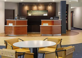 Courtyard by Marriott Madison West Middleton hotel thumbnail 4