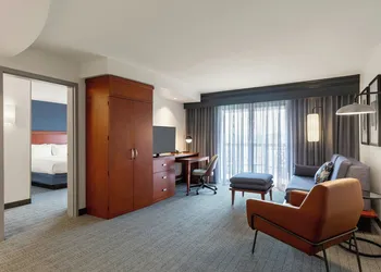 Courtyard by Marriott Madison West Middleton hotel thumbnail 7