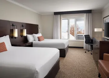The Lakefront Anchorage hotel thumbnail 7
