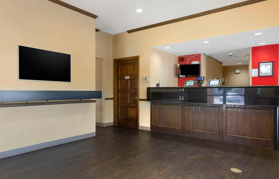 Extended Stay America Select Suites Phoenix Airport E Oak St hotel detail image 2