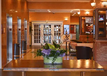Clarion Hotel Philadelphia International Airport hotel thumbnail 8