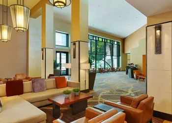 DoubleTree by Hilton San Antonio Airport hotel thumbnail 2