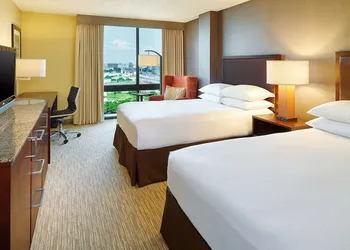 DoubleTree by Hilton San Antonio Airport hotel thumbnail 5