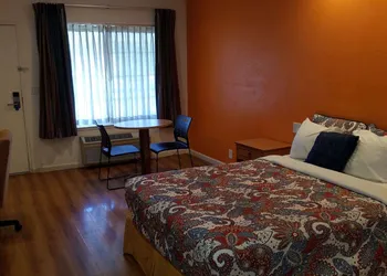 Rodeway Inn Alameda-Oakland hotel thumbnail 2
