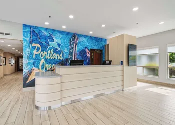 Best Western Lake Oswego/Portland Hotel & Suites hotel thumbnail 3
