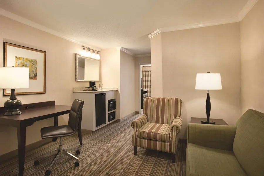 Country Inn & Suites by Radisson, Atlanta Airport North, GA hotel detail image 6