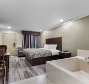 Americas Best Value Inn Houston Heights at I-45 hotel detail image 4