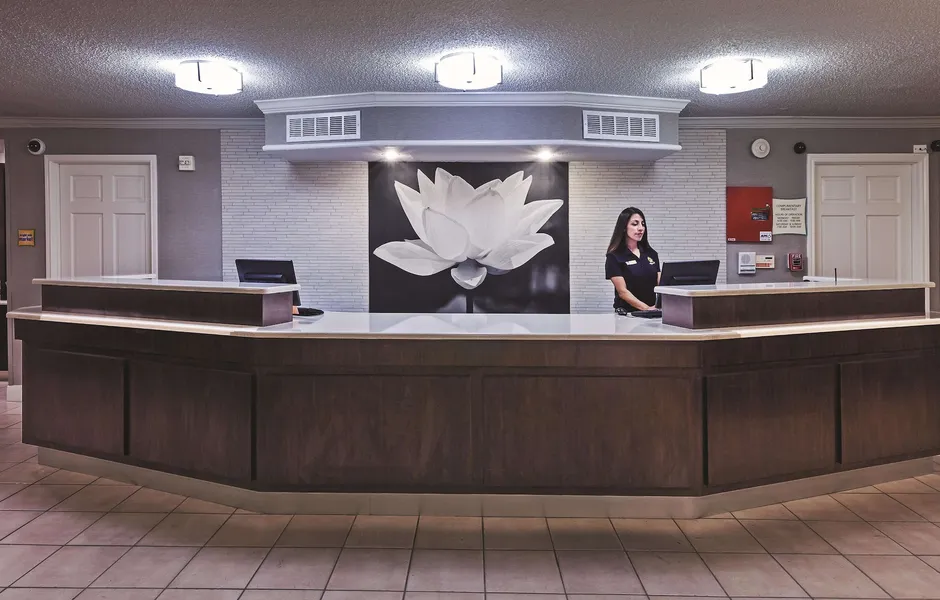 La Quinta Inn by Wyndham and Conference Center San Angelo hotel detail image 2