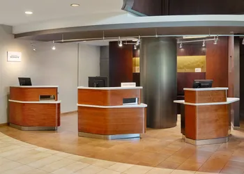 Courtyard by Marriott Arlington Crystal City/Reagan National hotel thumbnail 2