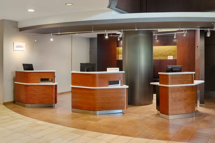 Courtyard by Marriott Arlington Crystal City/Reagan National hotel detail image 2