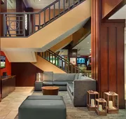 Courtyard by Marriott Arlington Crystal City/Reagan National hotel detail image 3