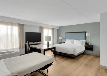 Hampton Inn & Suites by Hilton Toronto Markham hotel thumbnail 8