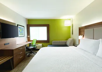 Holiday Inn Express Hartford South - Rocky Hill by IHG hotel thumbnail 3