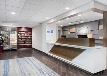 Holiday Inn Express & Suites Cincinnati Riverfront by IHG hotel thumbnail 6
