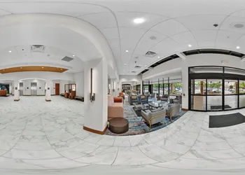 DoubleTree by Hilton Houston Medical Center Hotel & Suites hotel thumbnail 2
