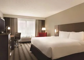 Country Inn & Suites by Radisson, Indianapolis Airport South, IN hotel thumbnail 4