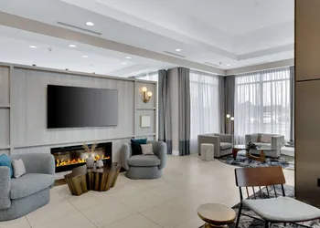 Hilton Garden Inn Toronto/Brampton hotel thumbnail 2