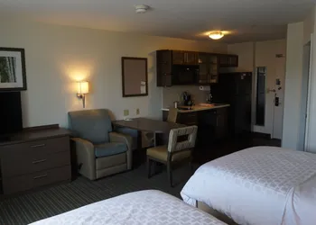 Candlewood Suites West Springfield by IHG hotel thumbnail 3