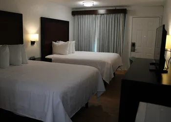 Pine Tree Inn hotel thumbnail 8