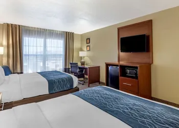 Comfort Inn Saint George North hotel thumbnail 8