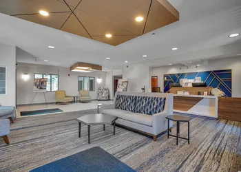 Holiday Inn Express Hotel & Suites Portland-Jantzen Beach by IHG hotel thumbnail 4