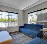 Holiday Inn Express Hotel & Suites Portland-Jantzen Beach by IHG hotel detail image 7