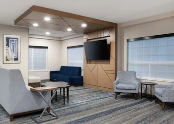 Holiday Inn Express Hotel & Suites Portland-Jantzen Beach by IHG hotel thumbnail 8