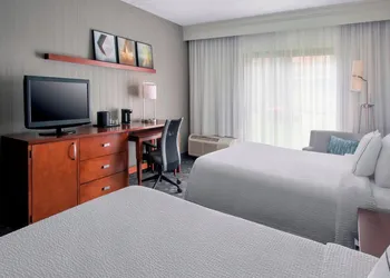 Courtyard by Marriott Newark Liberty International Airport hotel thumbnail 5