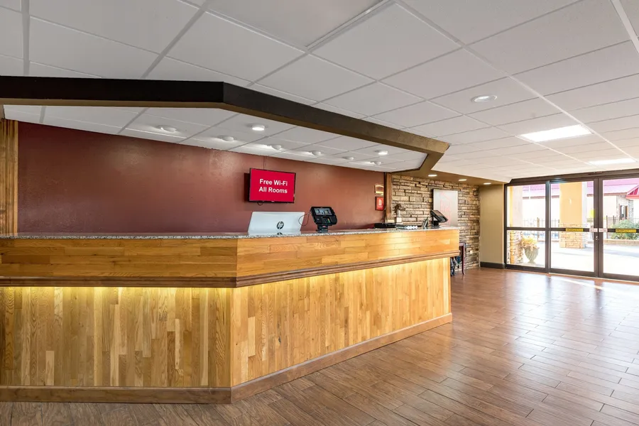 Red Roof Inn & Suites Pigeon Forge - Parkway hotel detail image 2