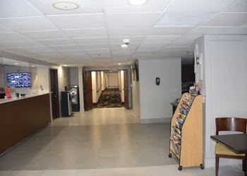 Wingate by Wyndham Baltimore BWI Airport hotel thumbnail 2