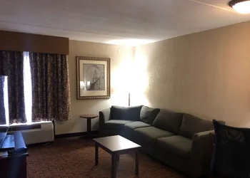Wingate by Wyndham Baltimore BWI Airport hotel thumbnail 6