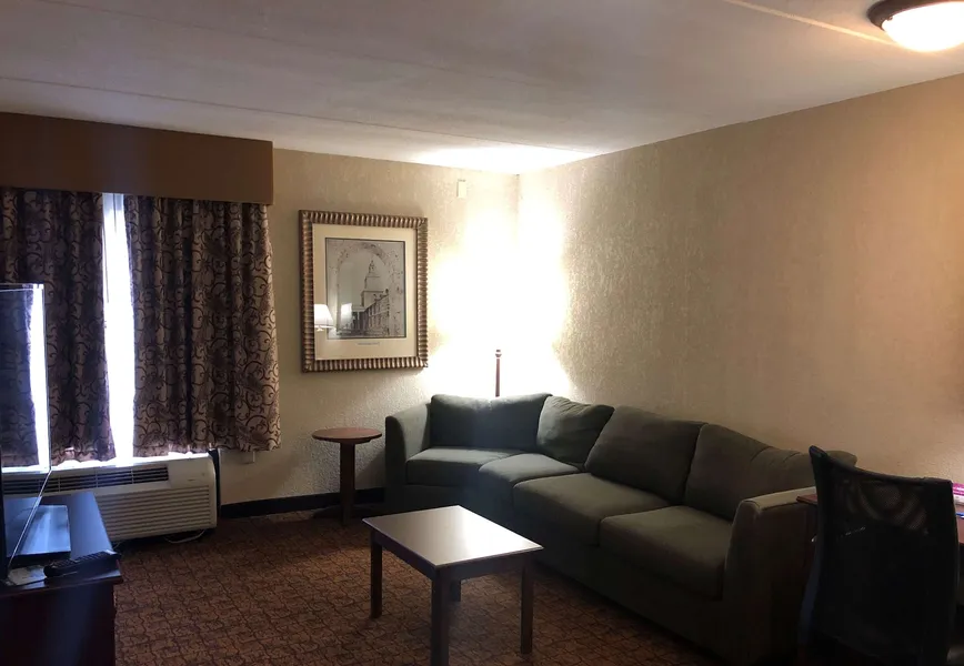 Wingate by Wyndham Baltimore BWI Airport hotel detail image 6