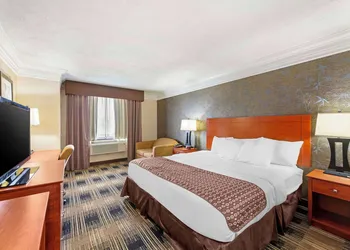 Best Western The Inn At Rochester Airport hotel thumbnail 3