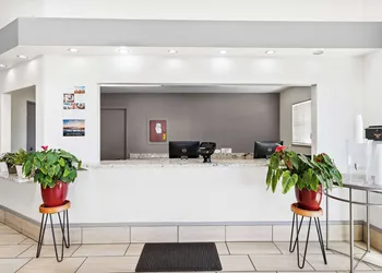 SureStay Hotel by Best Western Albuquerque Midtown hotel thumbnail 3
