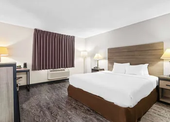 SureStay Hotel by Best Western Albuquerque Midtown hotel thumbnail 4