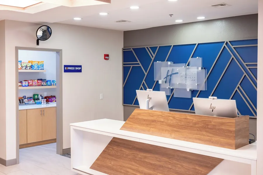 Holiday Inn Express & Suites Wichita Airport by IHG hotel detail image 2