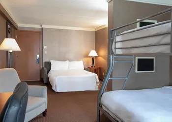 Sheraton Niagara Falls hotel thumbnail 5