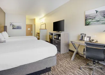 Best Western Plus Peppertree Airport Inn hotel thumbnail 5