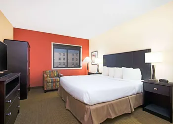 The Eddie Hotel Gillette hotel thumbnail 3