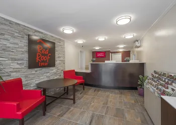 Red Roof Inn Fredericksburg North hotel thumbnail 2