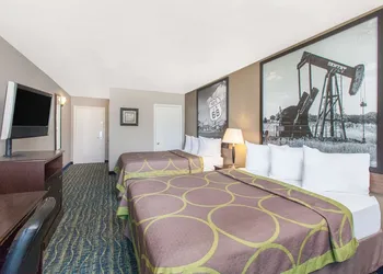 Super 8 by Wyndham Oklahoma City hotel thumbnail 7