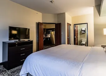 Staybridge Suites Laredo International Airport by IHG hotel thumbnail 8